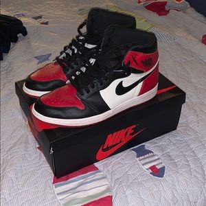 Jordan 1 bred toe